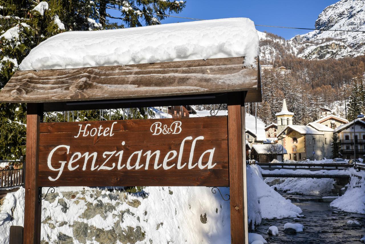 Hotel Genzianella Champoluc Exterior photo